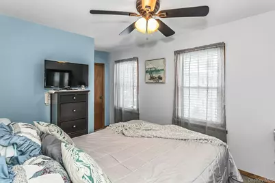 9 Belmont Avenue, Floral Park, NY 11001 - Photo 13