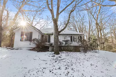 32 Hillside Road, Stony Brook, NY 11790 - Photo 1