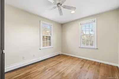 983 Warren Avenue, Peekskill, NY 10566 - Photo 17