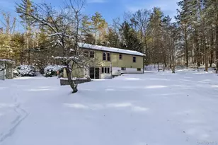 265 Oakland Valley Rd, Cuddebackville, NY 12729 - Photo 37