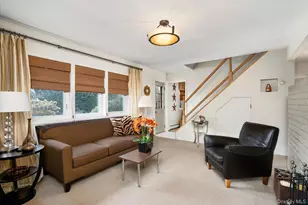 16 Dahlia Ln, Wantagh, NY 11793 - Photo 7