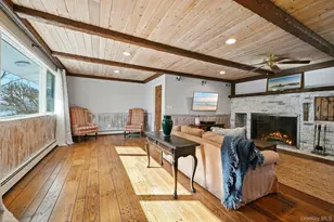 205 Oak Neck Ln, West Islip, NY 11795 - Photo 3