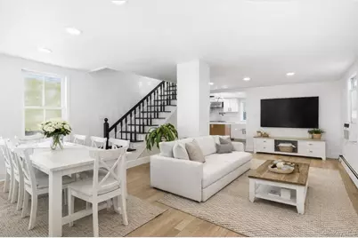 15 Hicks Street, Roslyn, NY 11576 - Photo 3