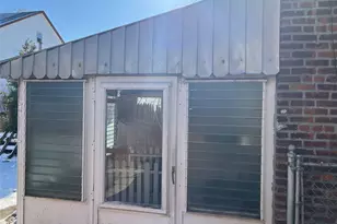 105-11 225th St, Queens Village, NY 11429 - Photo 9