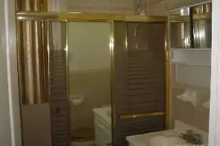 105-11 225th St, Queens Village, NY 11429 - Photo 5