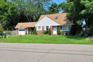 21 Parsnip Pond Rd, Lake Grove, NY 11755 - Photo 33