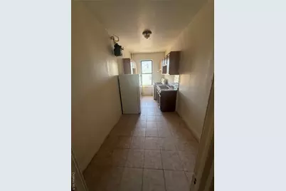 724 E 216 Street #2C, Bronx, NY 10467 - Photo 7