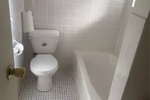 724 E 216th St, Bronx, NY 10467 - Photo 13