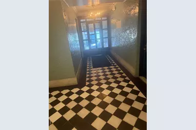 724 E 216 Street #2C, Bronx, NY 10467 - Photo 3