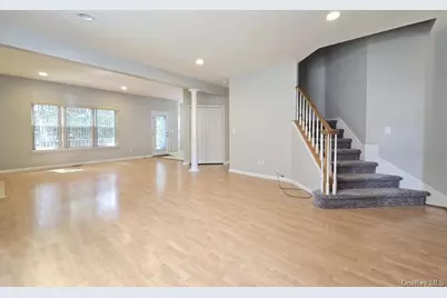 19 Sunflower Ridge Road, South Setauket, NY 11720 - Photo 3