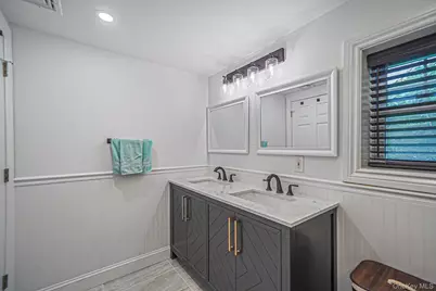 25 Cherry Lane, Wading River, NY 11792 - Photo 27