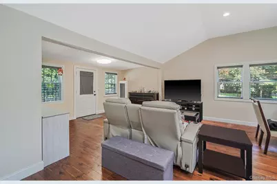 25 Cherry Lane, Wading River, NY 11792 - Photo 7