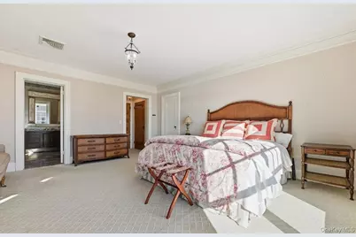 156 Beach 147th Street, Neponsit, NY 11694 - Photo 23