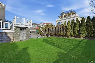 156 Beach 147th Street, Neponsit, NY 11694 - Photo 39