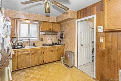 24 Harrison Avenue, Hempstead, NY 11550 - Photo 5