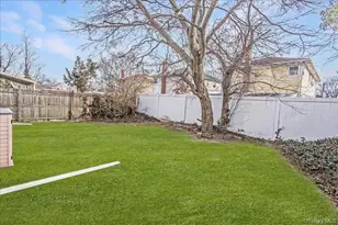 24 Harrison Ave, Hempstead, NY 11550 - Photo 19