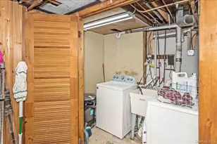 24 Harrison Ave, Hempstead, NY 11550 - Photo 17