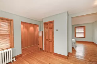 198 Warner Ave, Roslyn Heights, NY 11577 - Photo 27