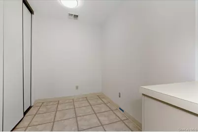 99 S Park Avenue #314, Rockville Centre, NY 11570 - Photo 13