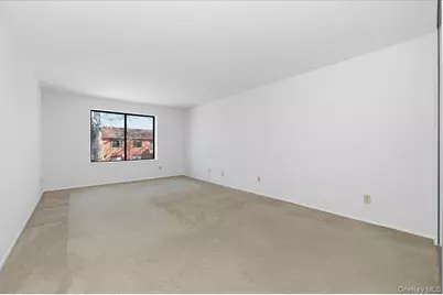 99 S Park Avenue #314, Rockville Centre, NY 11570 - Photo 9