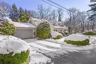 1 Village Ln, Bronxville, NY 10708 - Photo 15