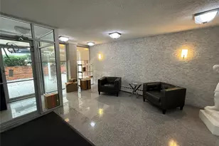 190 1st St, Mineola, NY 11501 - Photo 15