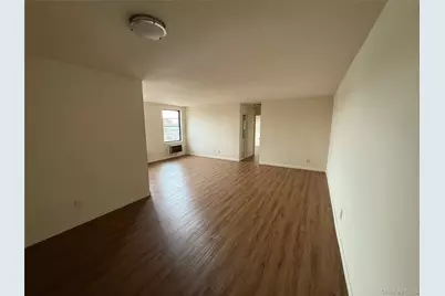 190 First Street #5E, Mineola, NY 11501 - Photo 3