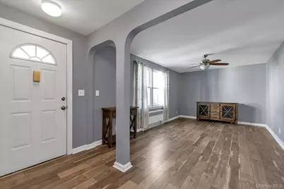 494 S Ocean Avenue #1M, Freeport, NY 11520 - Photo 5