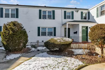 494 S Ocean Avenue #1M, Freeport, NY 11520 - Photo 3