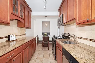 142 Garth Road #2M, Scarsdale, NY 10583 - Photo 5