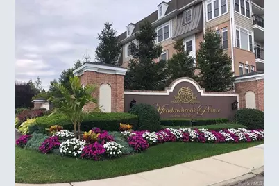 568 Pacing Way #568, Westbury, NY 11590 - Photo 35