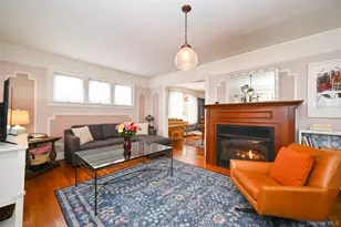 219 Floral Blvd, Floral Park, NY 11001 - Photo 9