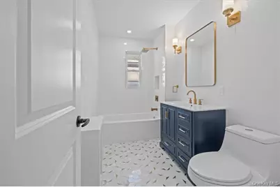 905 E 49th Street, Brooklyn, NY 11203 - Photo 15