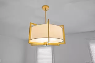 905 E 49th St, Brooklyn, NY 11203 - Photo 9