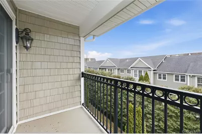 428 Trotting Lane #428, Westbury, NY 11590 - Photo 31