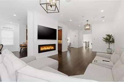 428 Trotting Lane #428, Westbury, NY 11590 - Photo 9