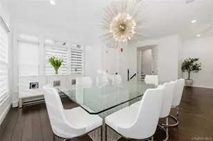 428 Trotting Ln, Westbury, NY 11590 - Photo 11