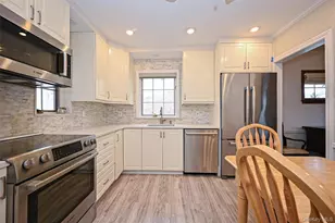 58-18 213th St, Bayside, NY 11364 - Photo 3