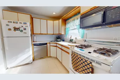 2718 Anthony Avenue, Bellmore, NY 11710 - Photo 7