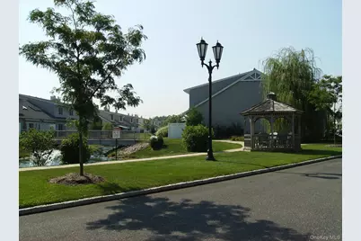 229 Miro Place #422, Port Washington, NY 11050 - Photo 35