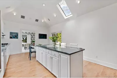 100 Ocean Avenue, Lawrence, NY 11559 - Photo 15