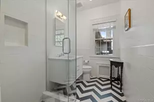 100 Ocean Ave, Lawrence, NY 11559 - Photo 29