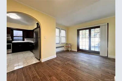 47-05 Utopia Parkway, Flushing, NY 11358 - Photo 5