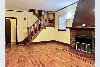 47-05 Utopia Parkway, Flushing, NY 11358 - Photo 3