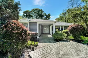 2 Yukon Dr, Woodbury, NY 11797 - Photo 3