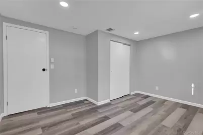 81 Oakside Road, Smithtown, NY 11787 - Photo 17