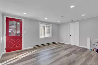 81 Oakside Road, Smithtown, NY 11787 - Photo 5