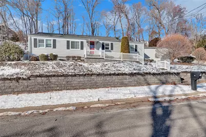 81 Oakside Road, Smithtown, NY 11787 - Photo 1