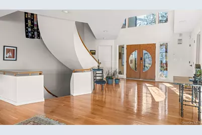 6 Lady Janes Way, Northport, NY 11768 - Photo 5