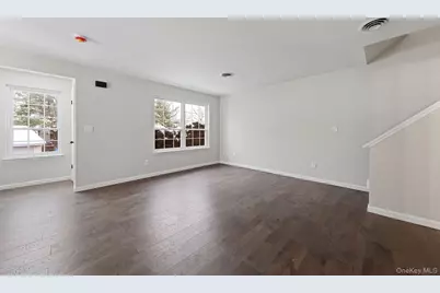1004 Cypress Court, Highland Mills, NY 10930 - Photo 11